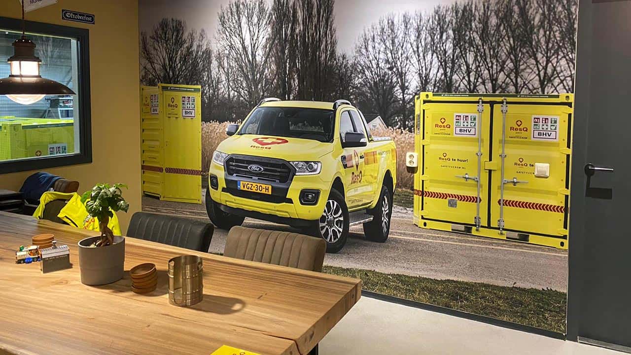 van Riemsdijk Reklame – Safety4Crew – Kantoor – Wrapping – Binnenreclame – Uitgelichte projecten van Riemsdijk Reklame - Safety4Crew - Kantoor - Wrapping - Binnenreclame - Uitgelichte projecten